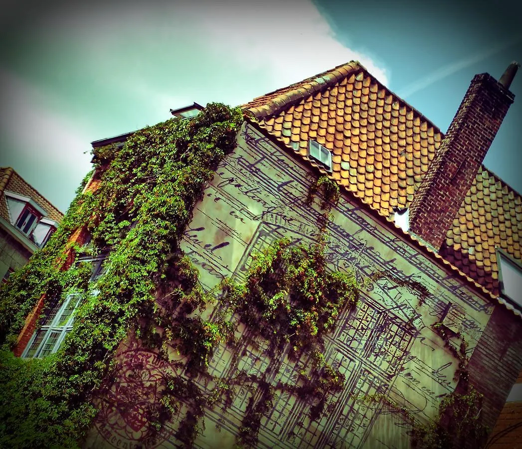 Hostel Lybeer Private Rooms Just For Two! Bruges Belgium