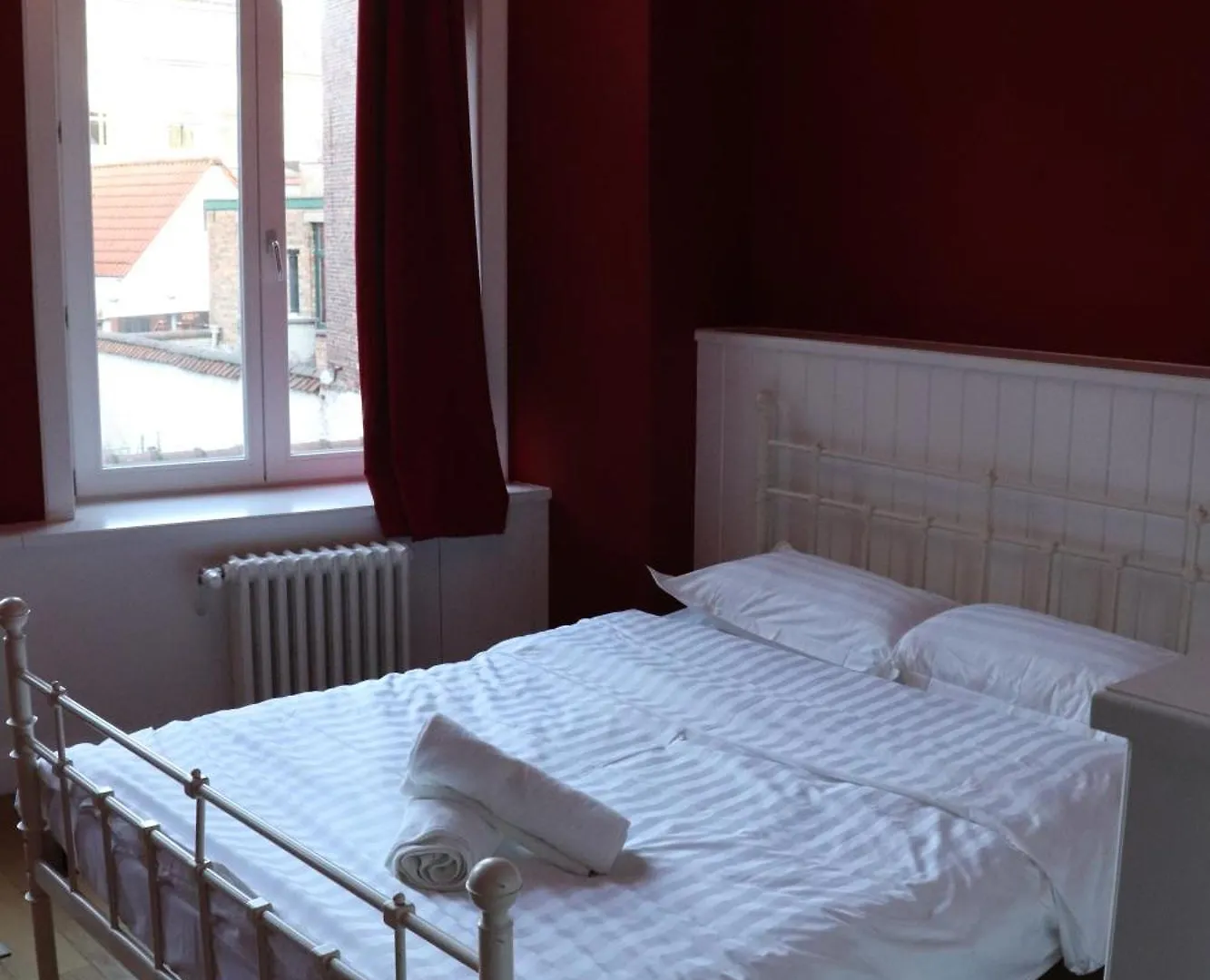 Hostel Lybeer Private Rooms Just For Two! Bruges Belgium